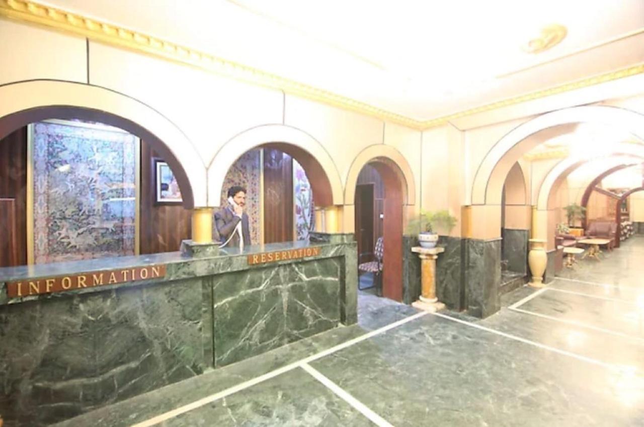 Hotel International Srinagar Exterior foto